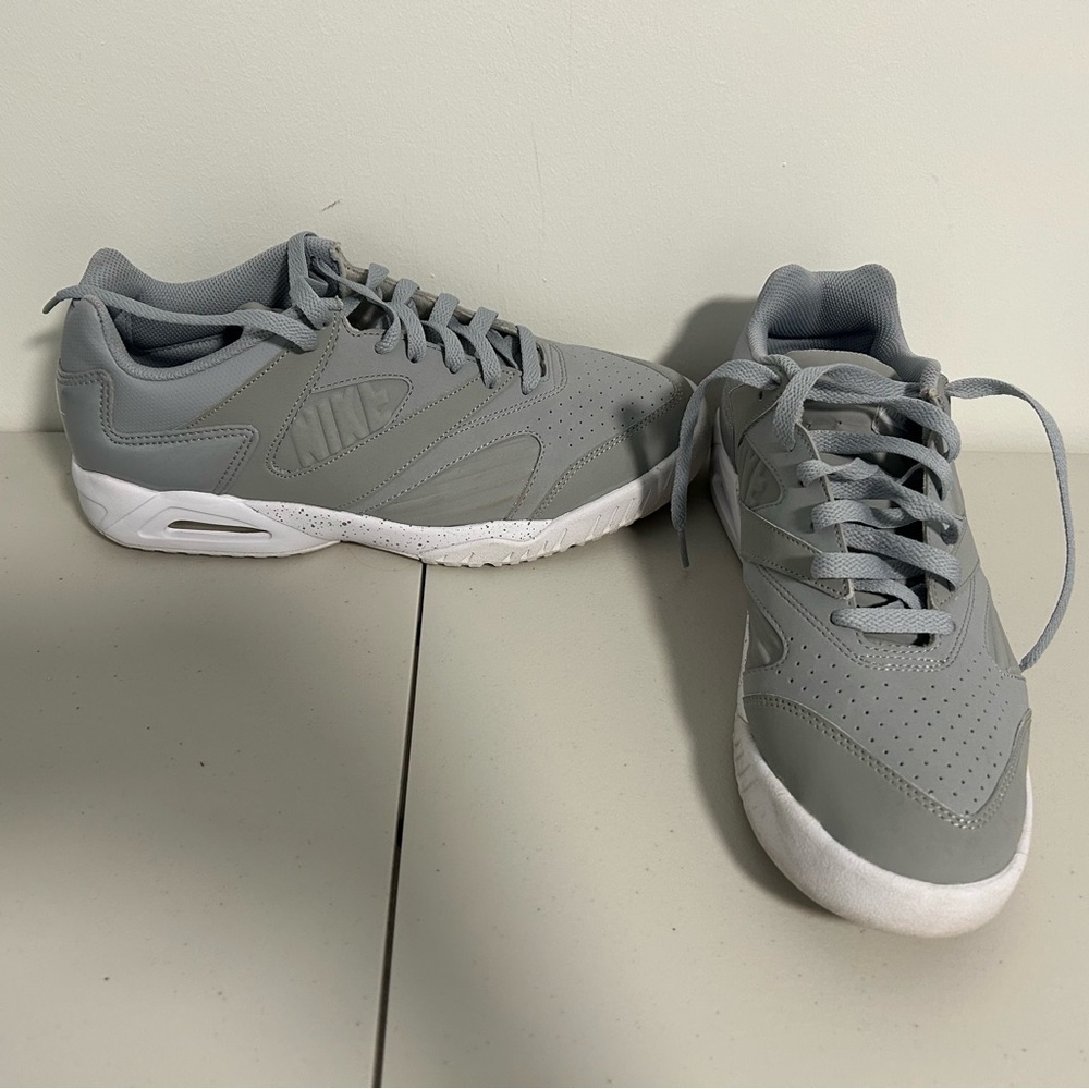 Nike Air Tech Challenge 4 Low Wolf Gray Andre Agassi Tennis Sneaker Mens 9.5